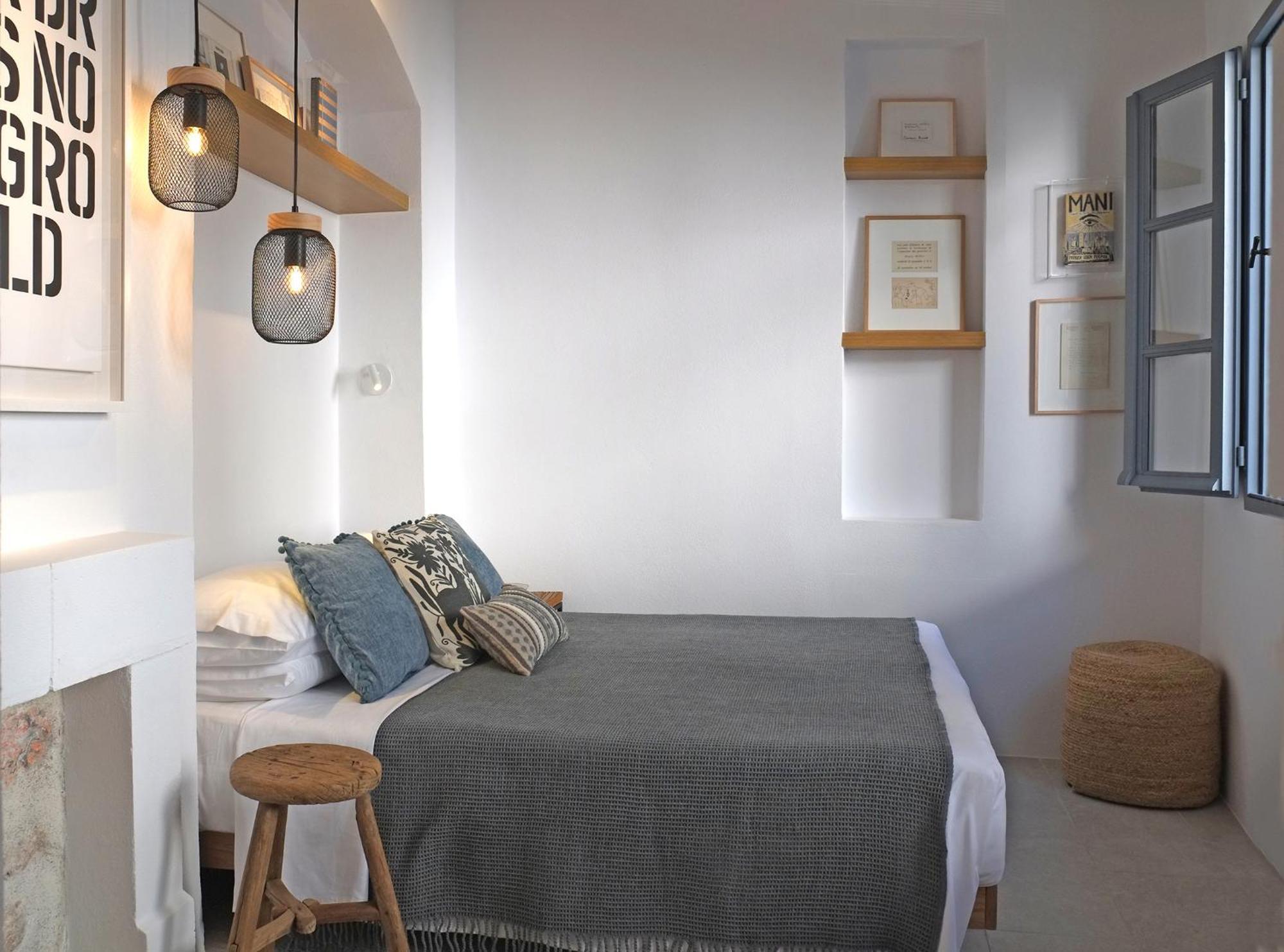 Arta Hydra Hotel Стая снимка